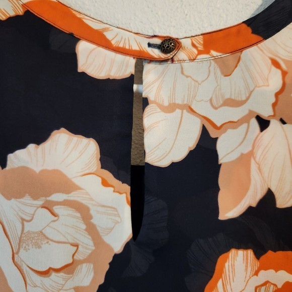 CAbi Blossom Floral Cap Sleeve Tiered Blouse Womens Size Small - Picture 6 of 6